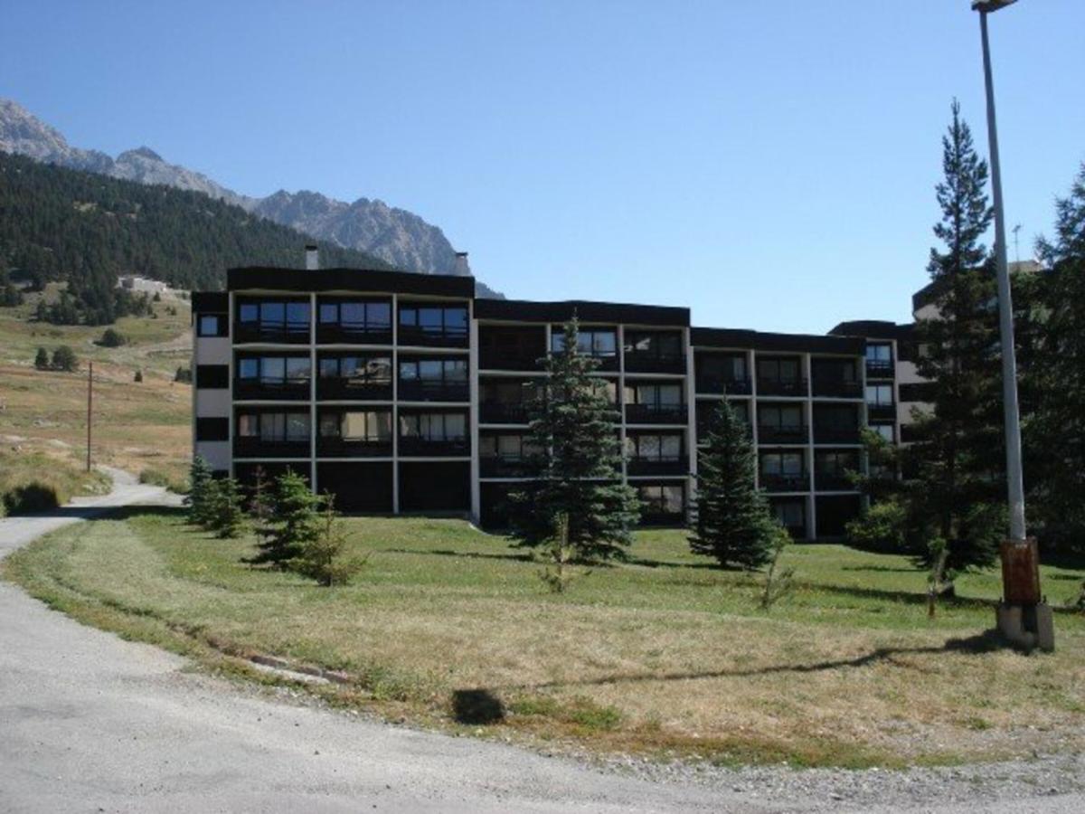 Studio Renove Pour 3 Au Centre De Montgenevre Avec Parking - Fr-1-266-166 Exterior photo